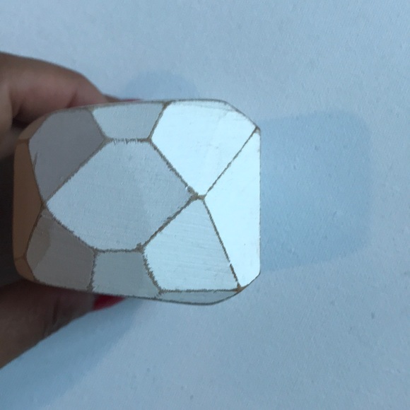 Wooden bangle - Picture 4 of 5